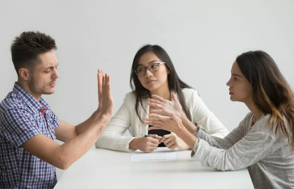 Is Family Mediation Cheaper Than Going to Court Berkshire?